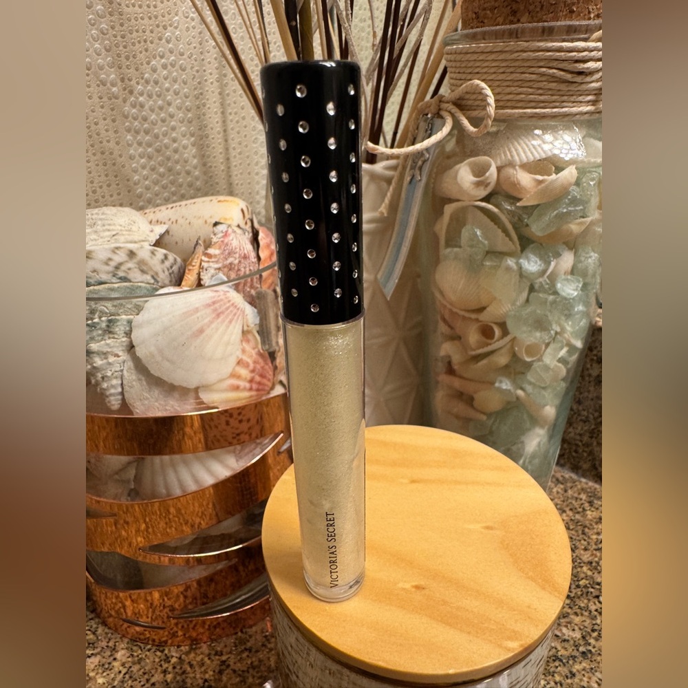 Victoria's‎ Secret Shine Drama Lip Gloss in Bling